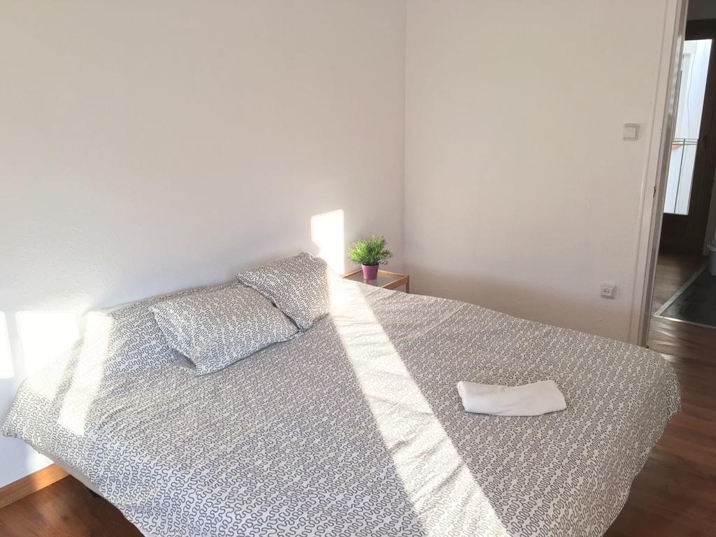 Apartment Maladeta L'Hospitalet de Llobregat Eksteriør billede